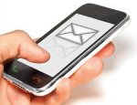 Envoi groupé de SMS ou e-mailing ?